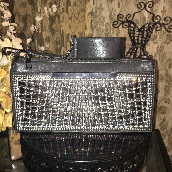 Ohh the possibilities Purse - Picture 2 of 6